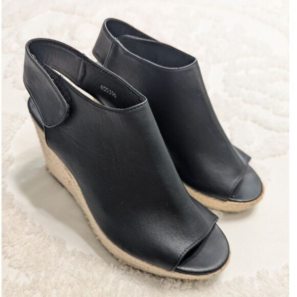 Charlotte Russe Black Faux Leather Wedge Sandals – Estimated Size 6 – Pre-Owned - Picture 2 of 6